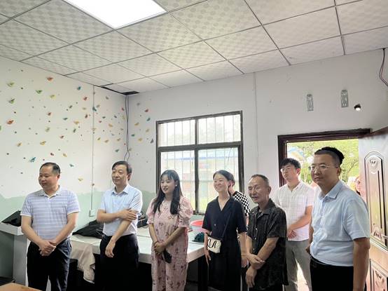 ed8e8adab34bfe94b9b5c6dec2a1998